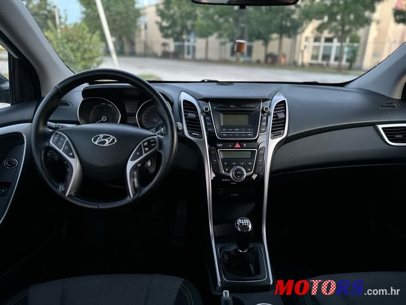 2014' Hyundai i30 1,6 Crdi photo #6