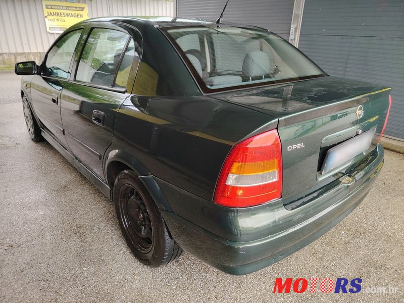 2002' Opel Astra 1,7 Dti photo #4