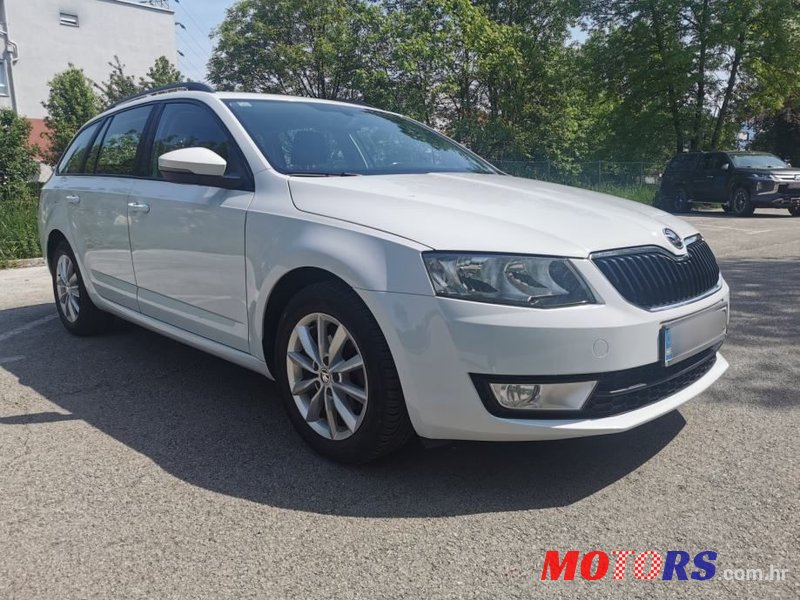 2016' Skoda Octavia Combi photo #5