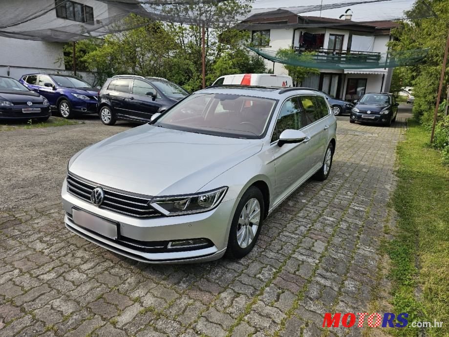 2015' Volkswagen Passat Variant photo #2