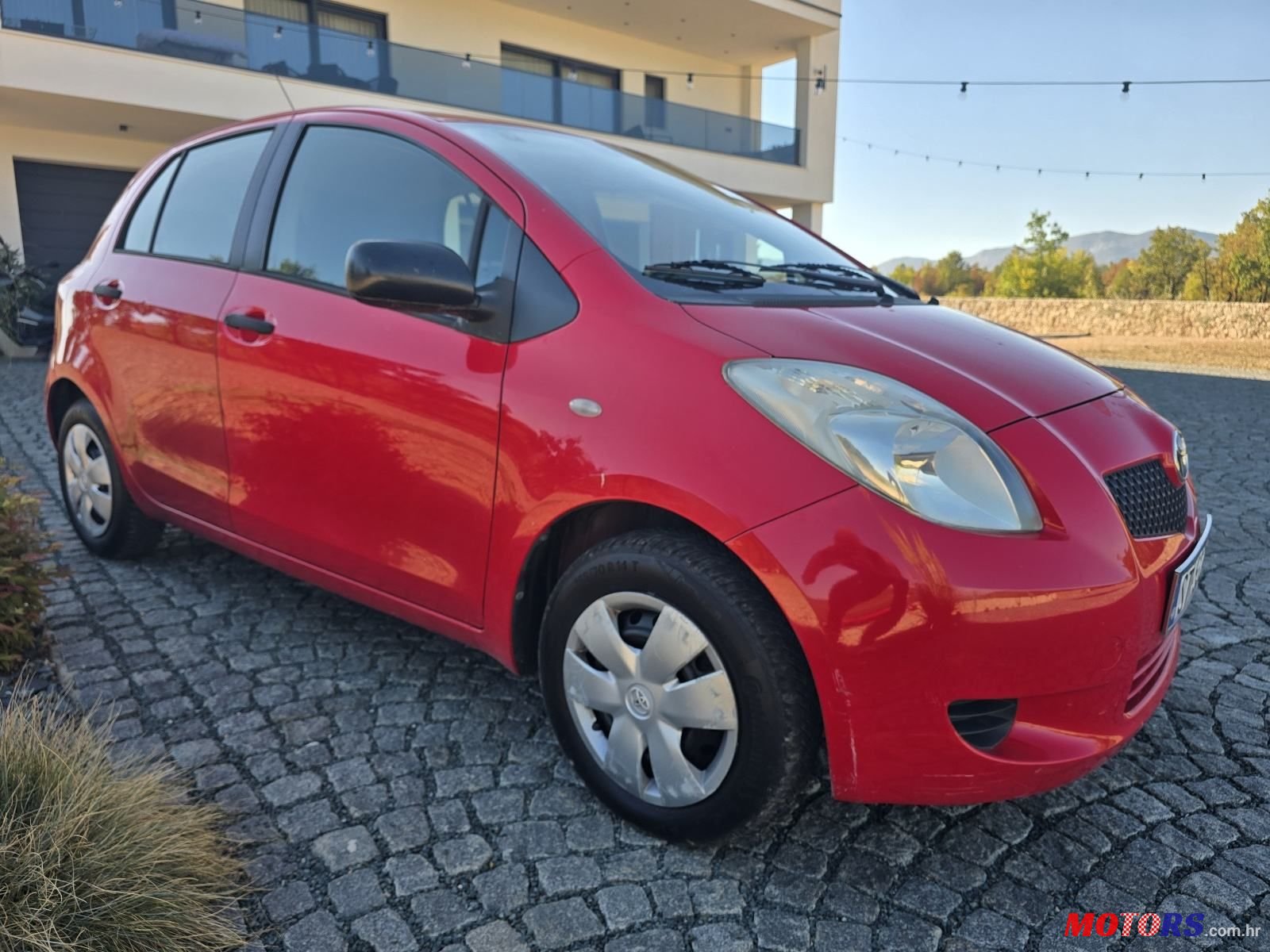 2008' Toyota Yaris 1,0 Vvt-I photo #3