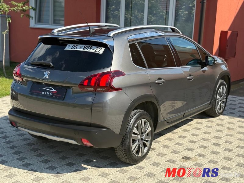 2019' Peugeot 2008 1,5 Bluehdi photo #4