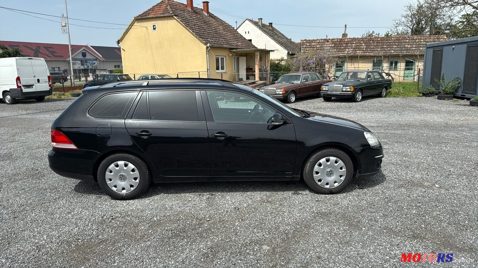 2009' Volkswagen Golf V Variant photo #4