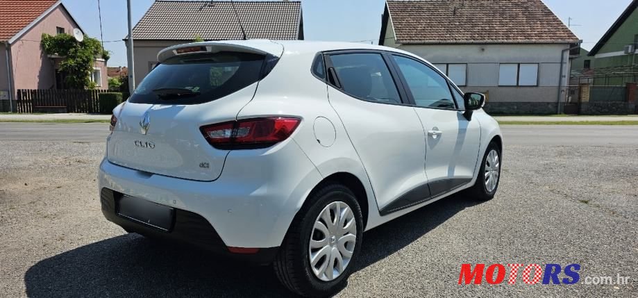 2015' Renault Clio Dci 90 photo #5