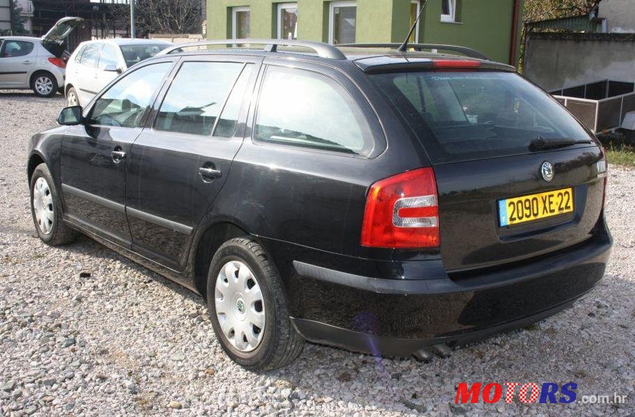 2005' Skoda Octavia Combi 1,9 Tdi photo #2