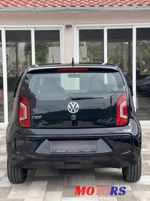 2014' Volkswagen Up! 1,0 Up! photo #6