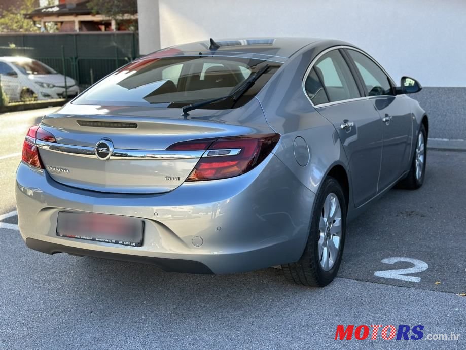 2014' Opel Insignia Sport photo #4