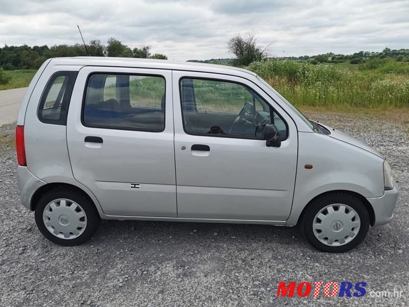 2005' Opel Agila 1,2 16V photo #5