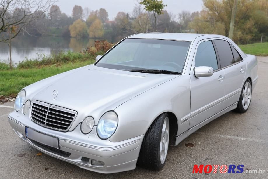 2000' Mercedes-Benz E-Klasa 320 photo #1