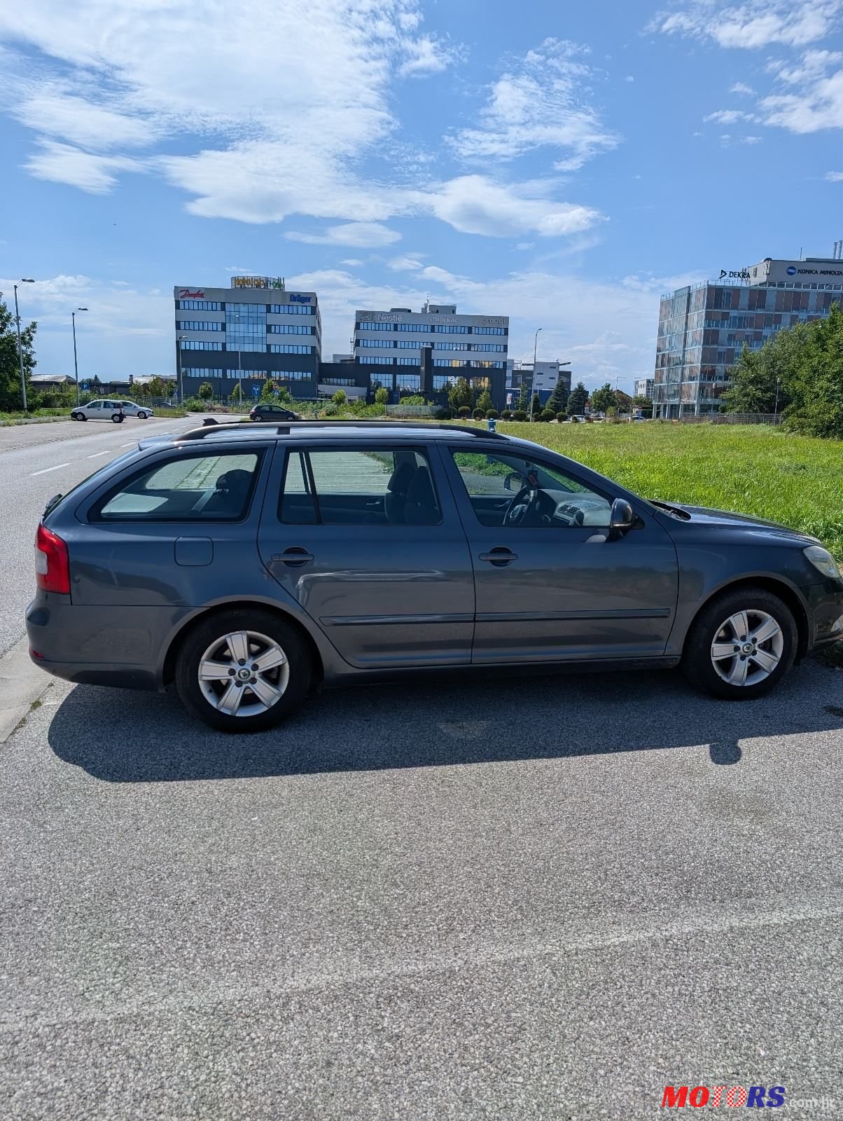 2012' Skoda Octavia Combi photo #4