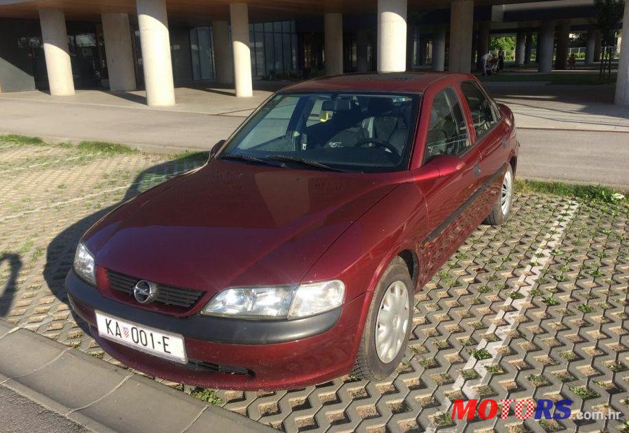 1998' Opel Vectra 1,6 I 16V photo #2