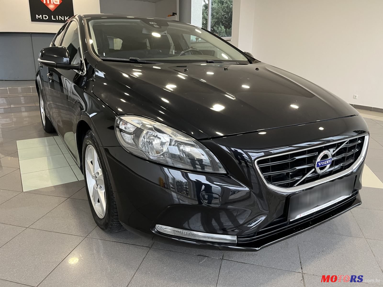 2014' Volvo V40 D2 88G. photo #3