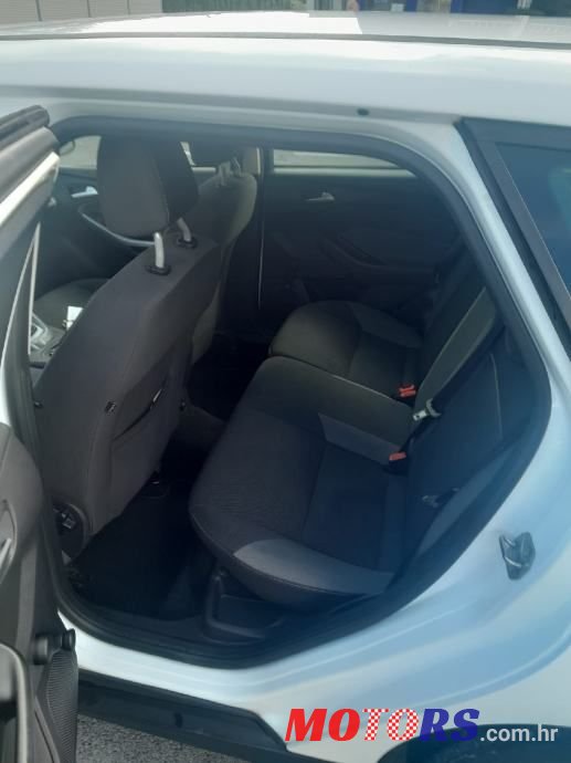 2014' Ford Focus Karavan photo #1