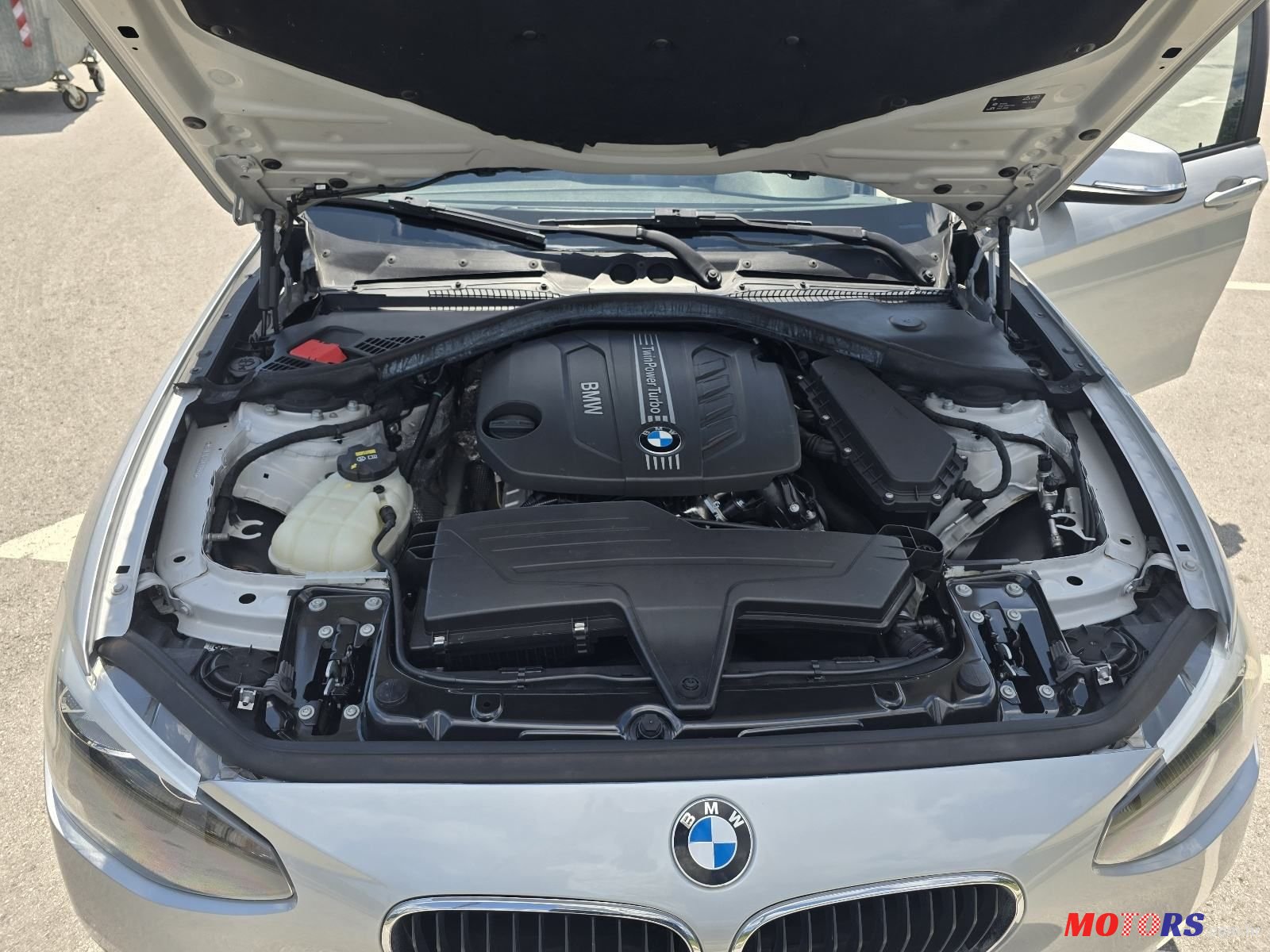 2015' BMW Serija 1 118D photo #6