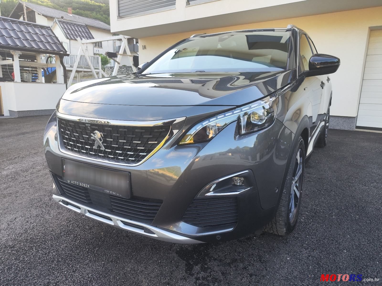 2019' Peugeot 3008 1,2 Puretech photo #2