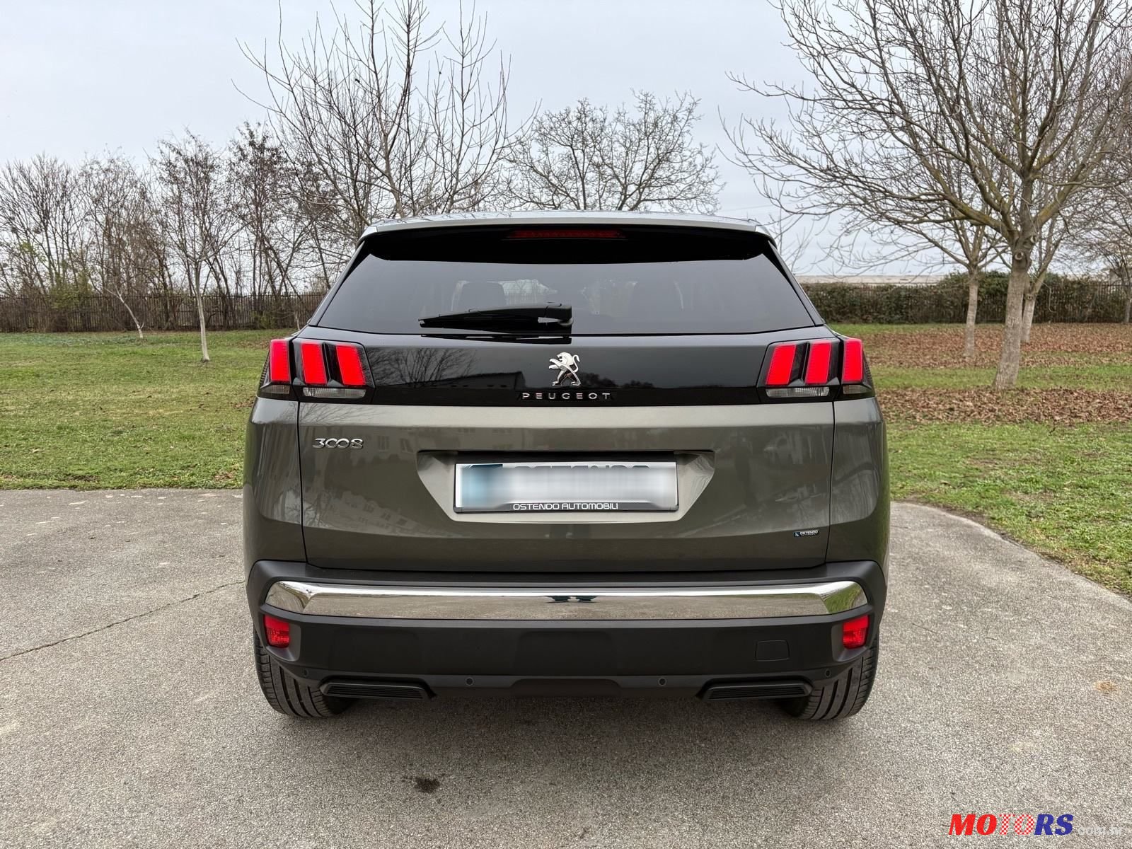 2018' Peugeot 3008 1,5 Bluehdi photo #4