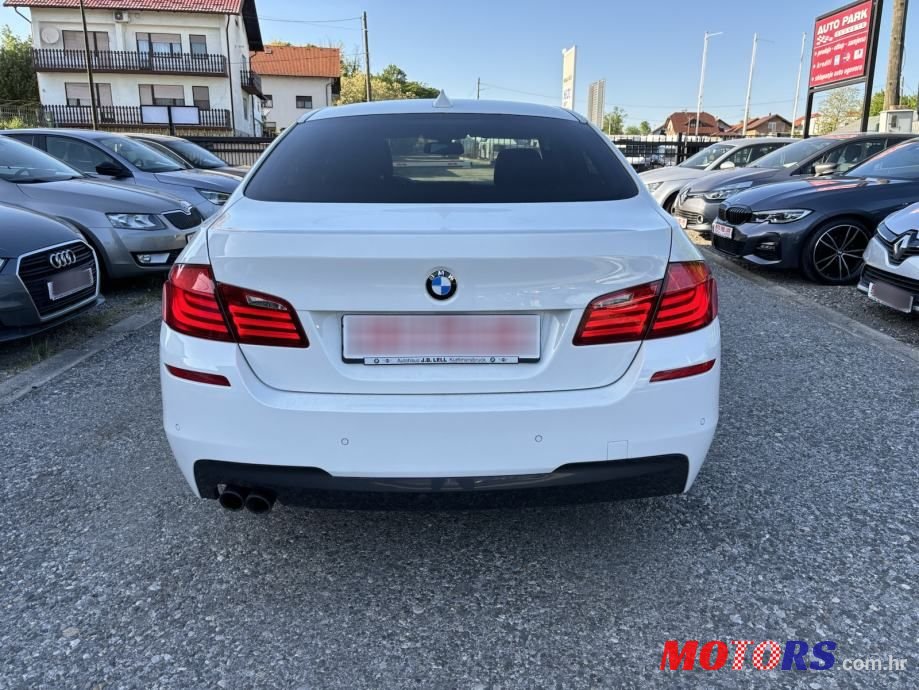 2013' BMW Serija 5 520D photo #5