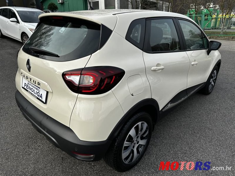 2018' Renault Captur Dci photo #2