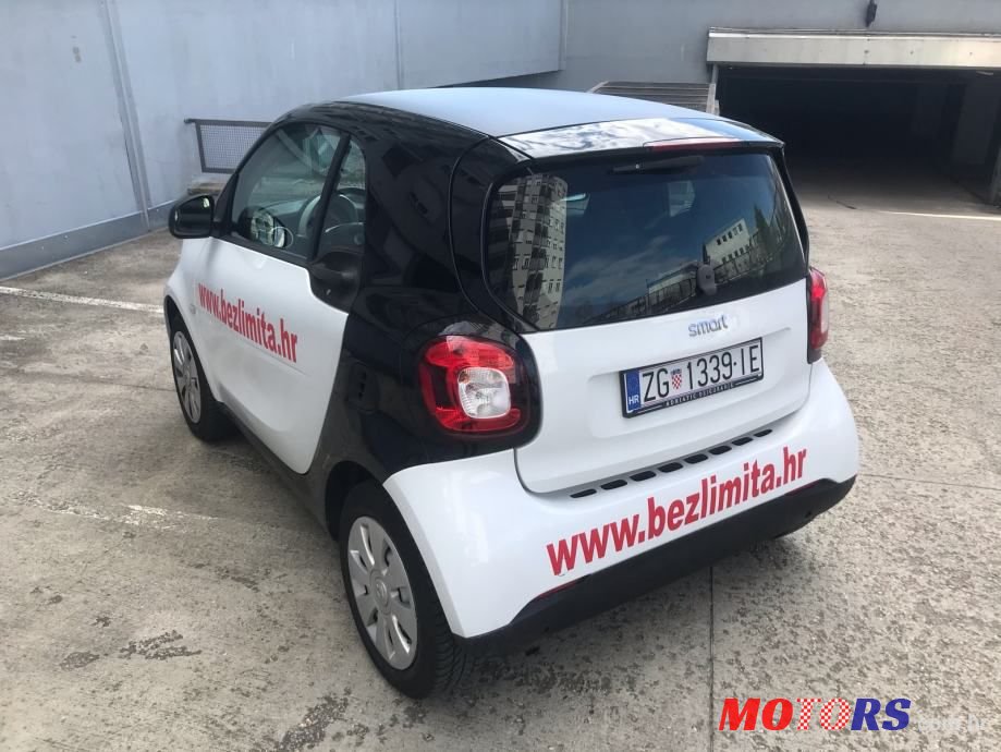 2016' Smart Fortwo photo #4