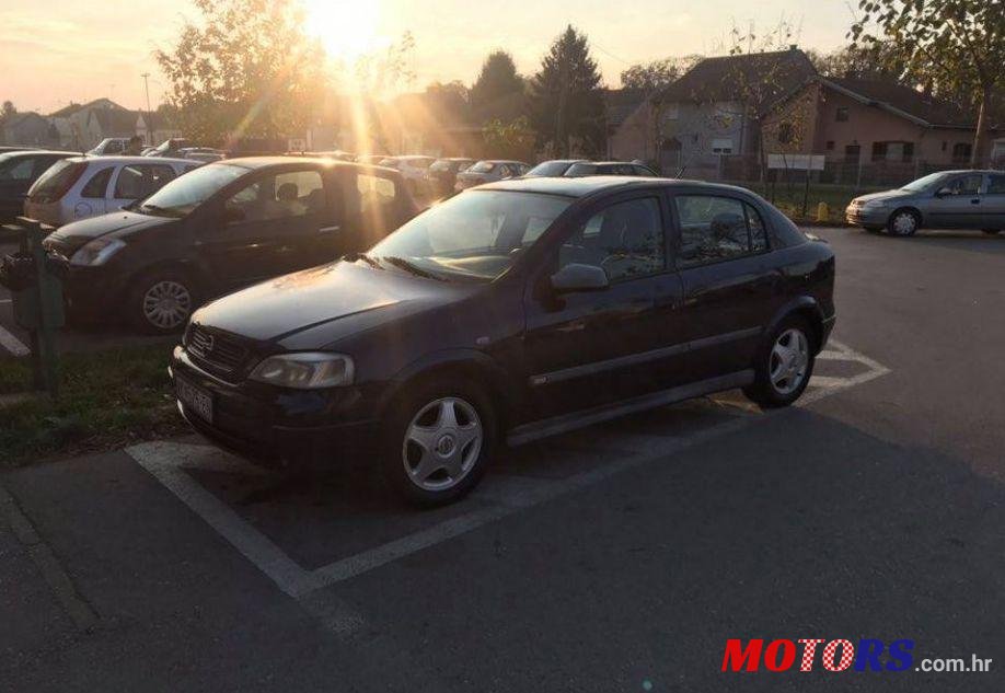 1999' Opel Astra 1,7 Dtl Gl photo #1