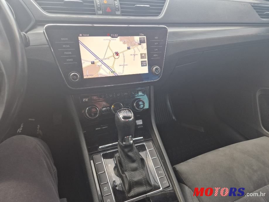 2012' Volkswagen Sharan 2,0 Tdi photo #2