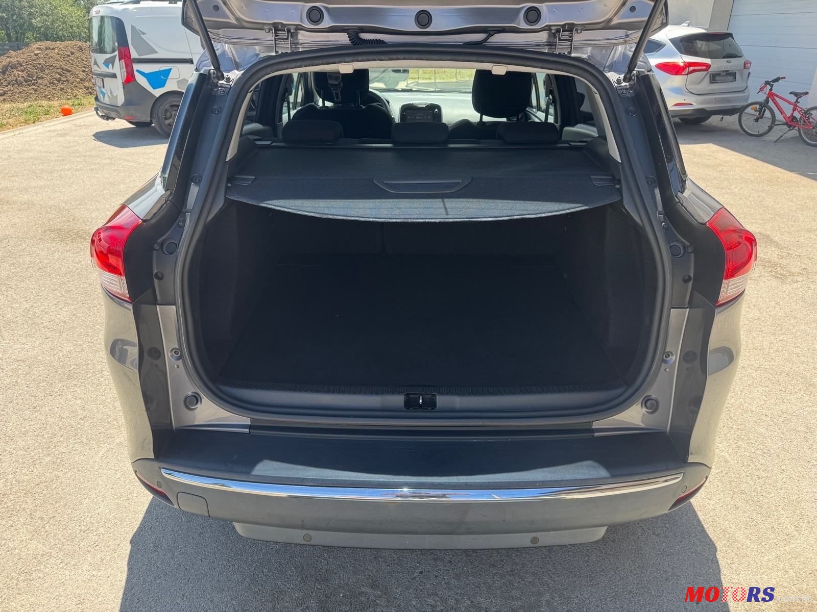 2015' Renault Clio Dci 90 Edc photo #5