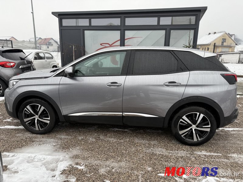 2018' Peugeot 3008 1,5 Bluehdi photo #5