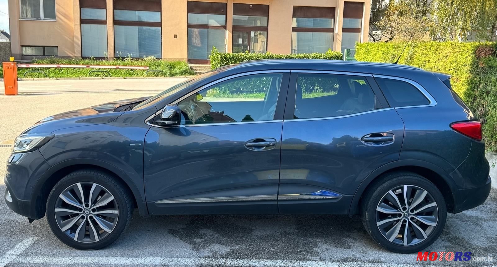 2016' Renault Kadjar Tce 130 photo #6