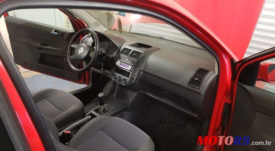2003' Volkswagen Polo 1,2 photo #2