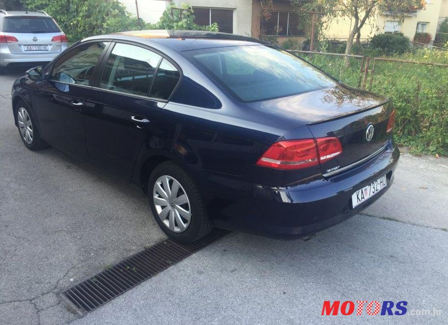 2013' Volkswagen Passat 1,6 Tdi Bmt photo #2
