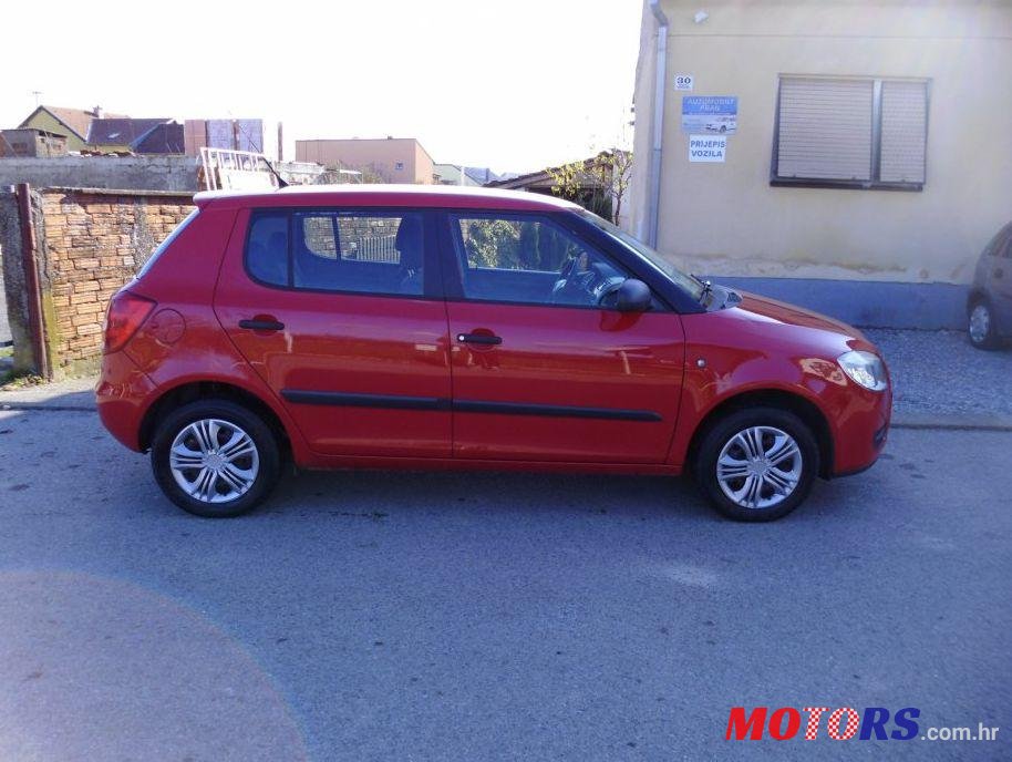 2009' Skoda Fabia 1,2 photo #2