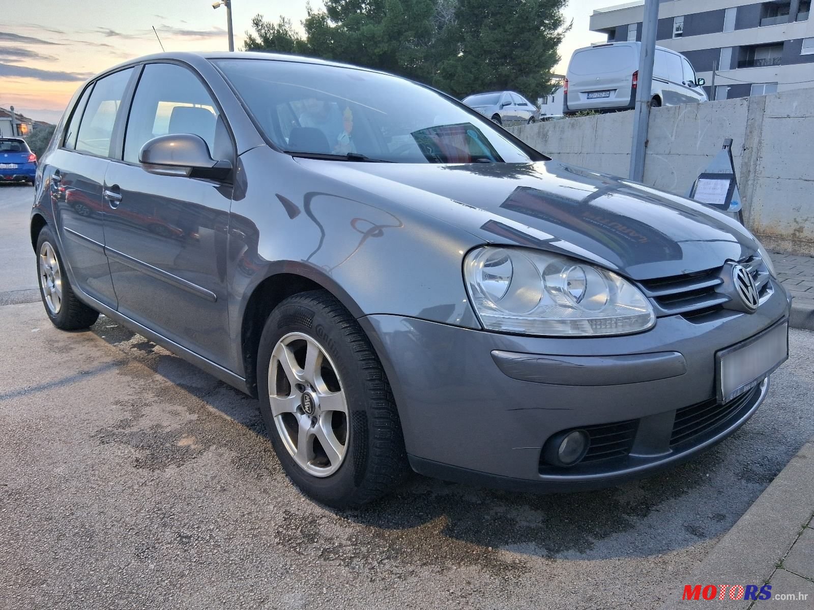 2008' Volkswagen Golf V 1.9 Tdi photo #3