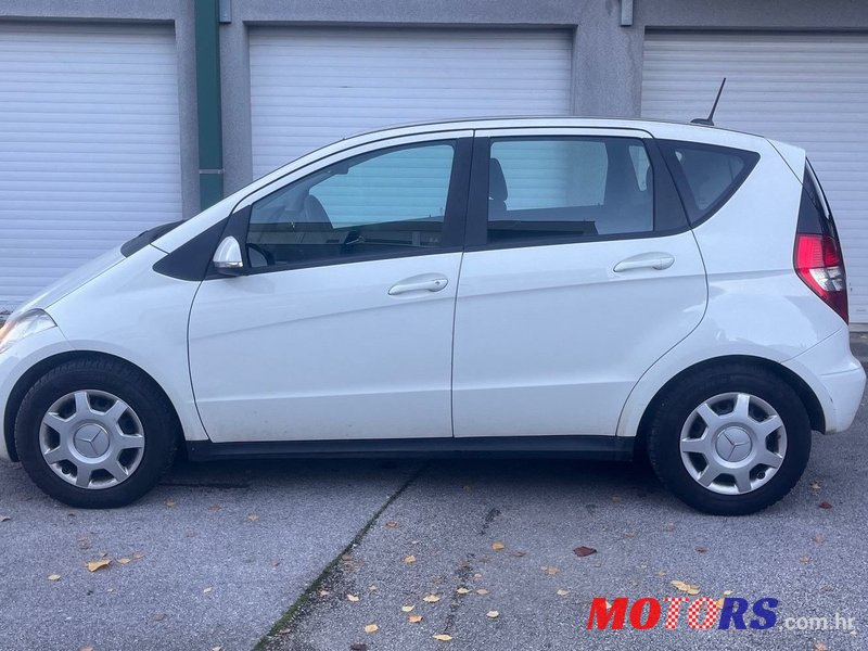 2010' Mercedes-Benz A-Klasa 160 photo #2