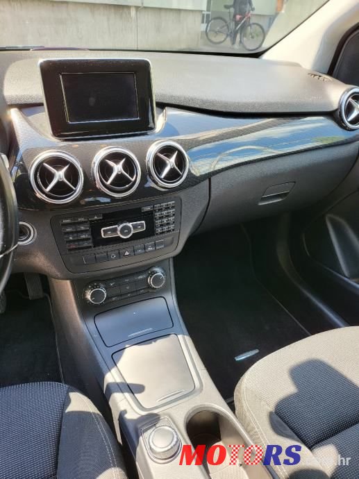 2012' Mercedes-Benz B-Klasa 200 Cdi photo #5