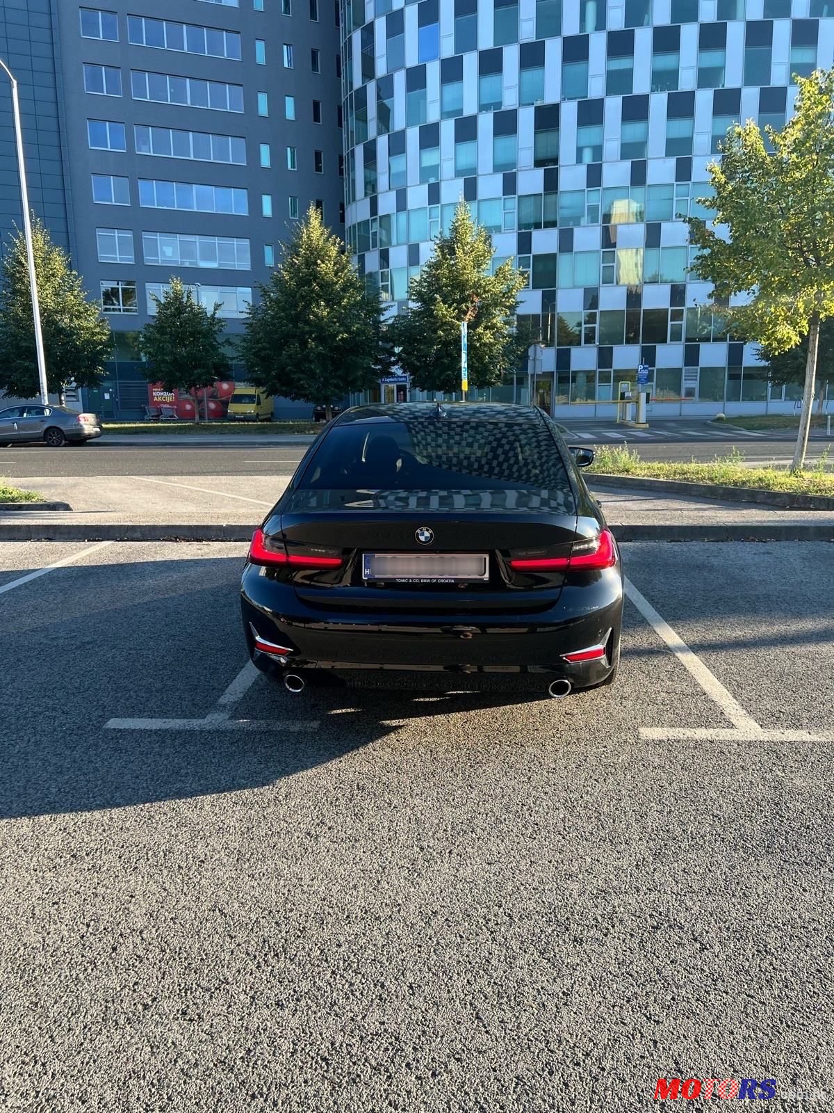 2022' BMW Serija 3 320D photo #5