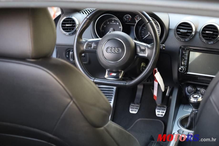 2010' Audi TT 2,0 Tfsi photo #6