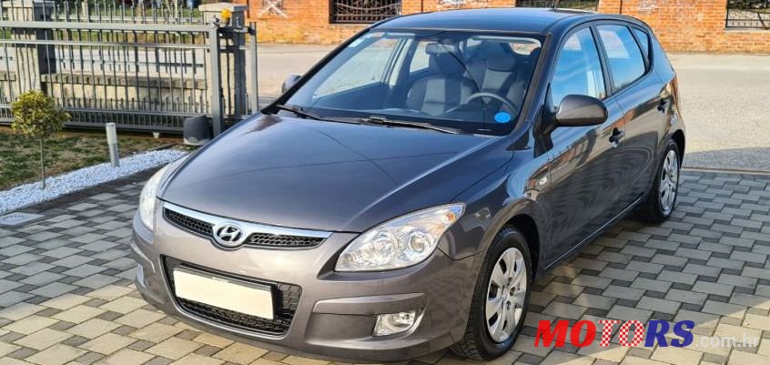 2009' Hyundai I30 1,4 16V photo #1