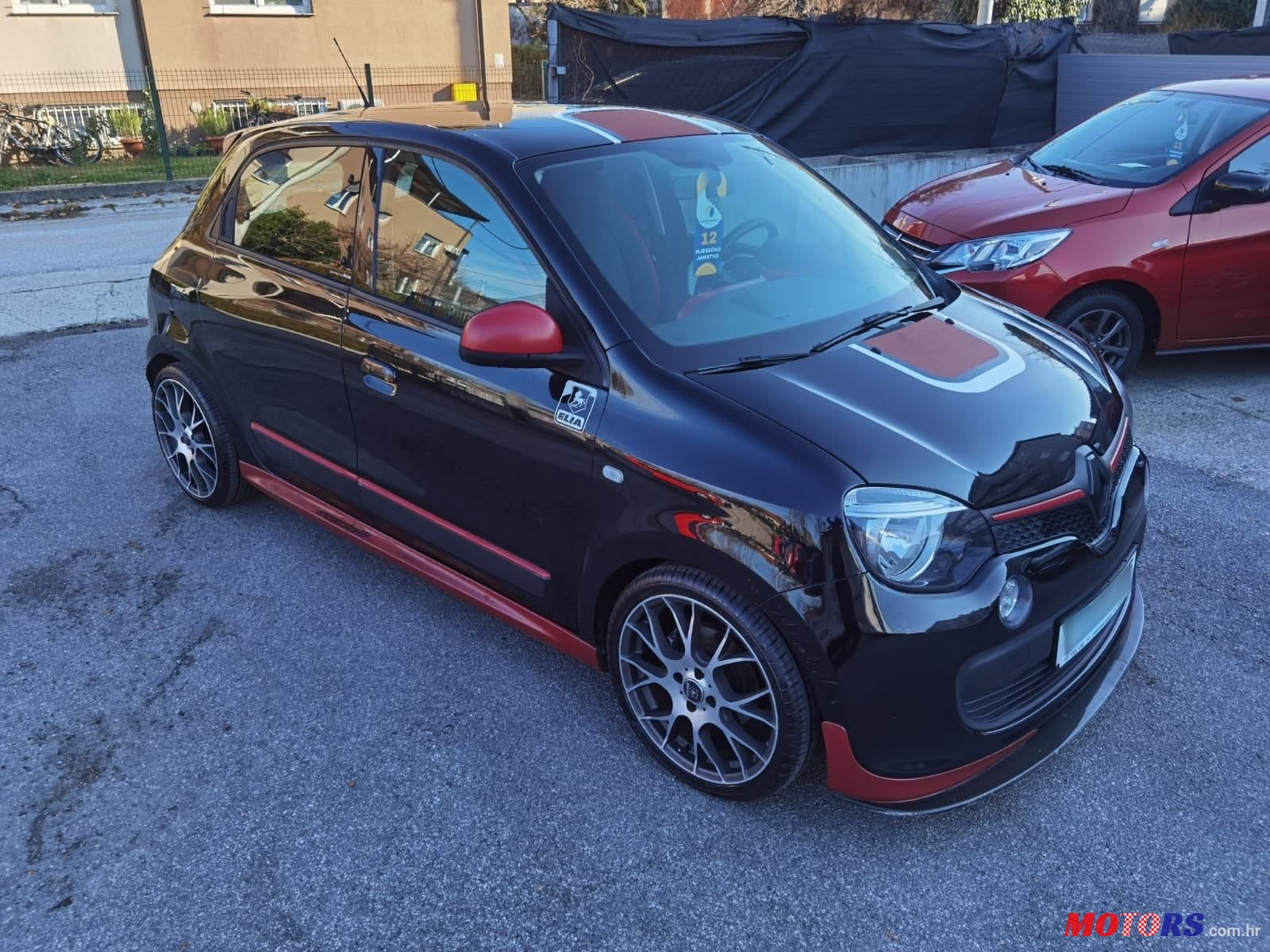 2015' Renault Twingo Tce 90 photo #2