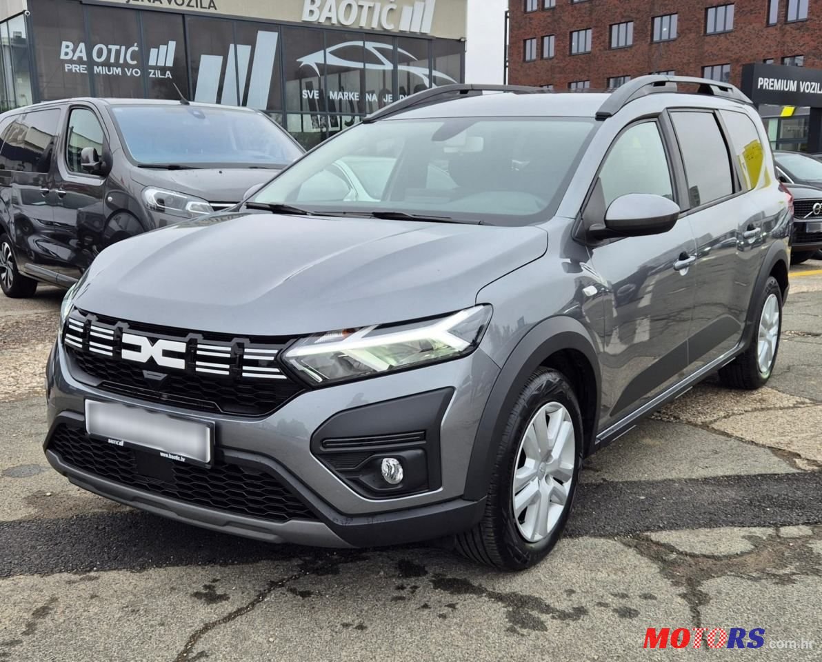 2024' Dacia Jogger photo #1