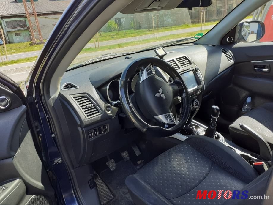 2010' Mitsubishi ASX 2Wd 1,8 photo #1