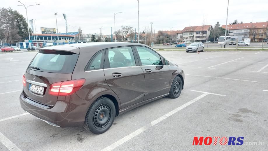2018' Mercedes-Benz B-Klasa 180 photo #4