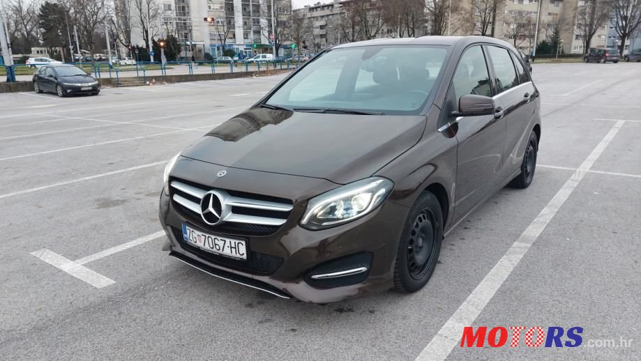 2018' Mercedes-Benz B-Klasa 180 photo #3