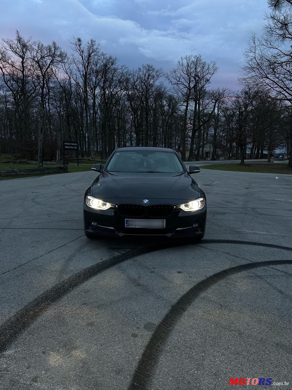 2014' BMW Serija 3 318D photo #4