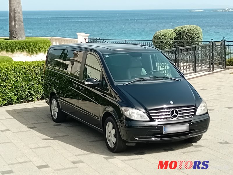 2006' Mercedes-Benz Viano photo #1