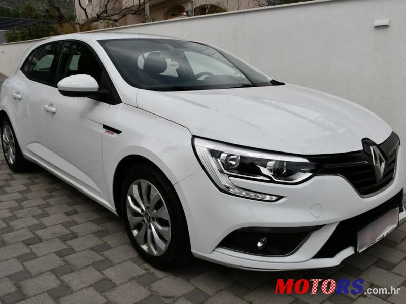 2020' Renault Megane Blue Dci 115 photo #4