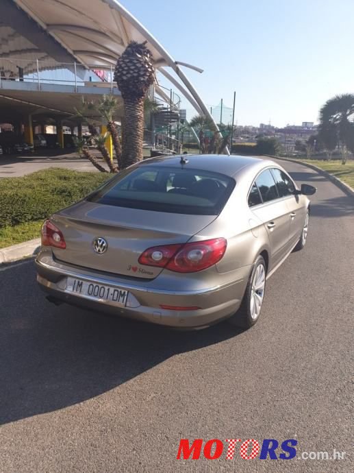 2010' Volkswagen Passat 2,0 Tdi photo #5