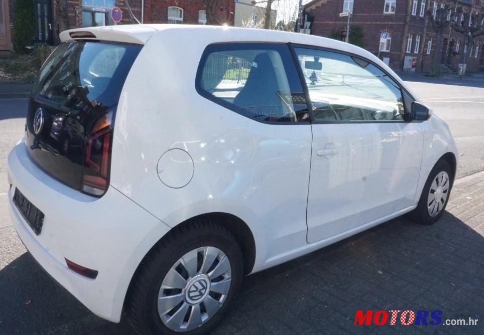 2020' Volkswagen Up! 1,0 photo #3