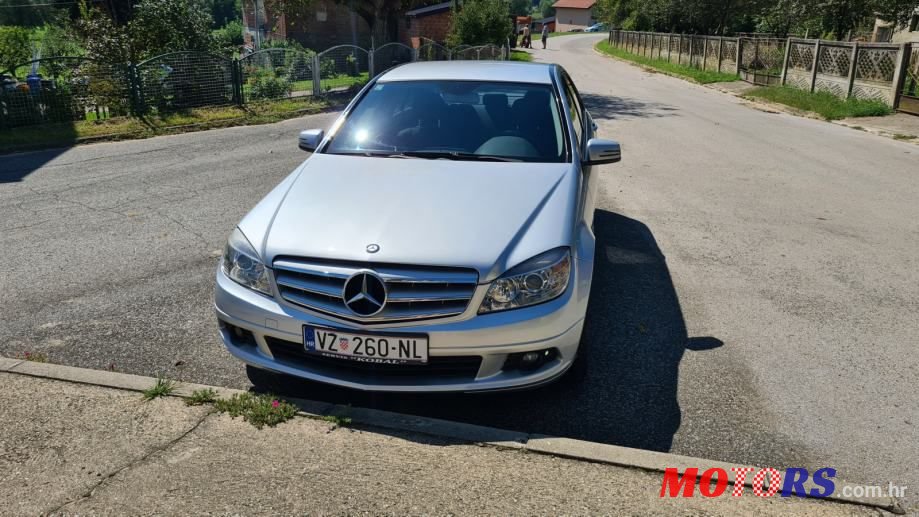 2009' Mercedes-Benz C-Klasa photo #3