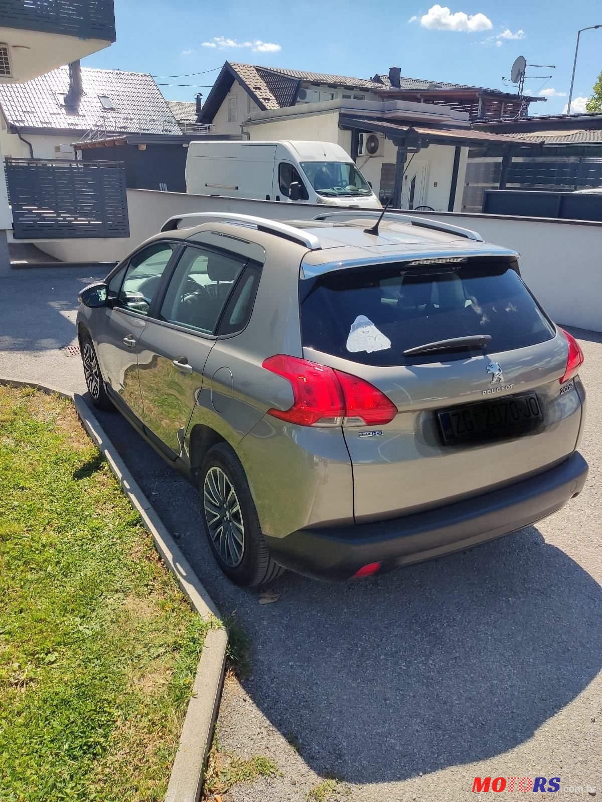 2015' Peugeot 2008 1,6 photo #2