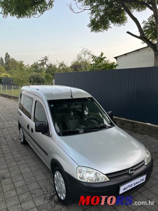 2009' Opel Combo 1,4 I 16V photo #3